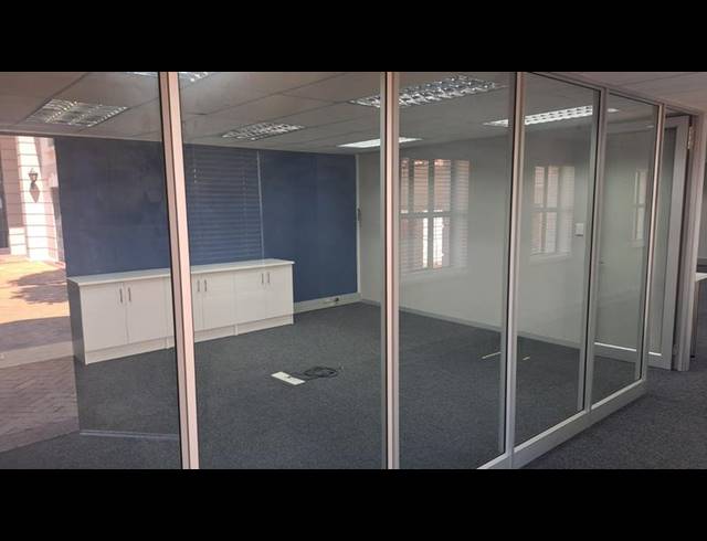 BUSINESS PROPERTY TO RENT IN NEWTON PARK